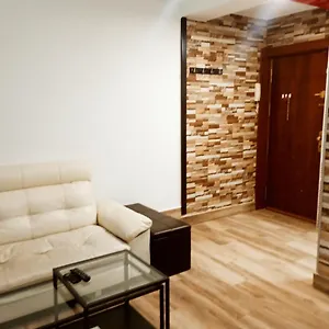 Precioso Apartamento 3 Habitaciones. Con Patio. , Camas España